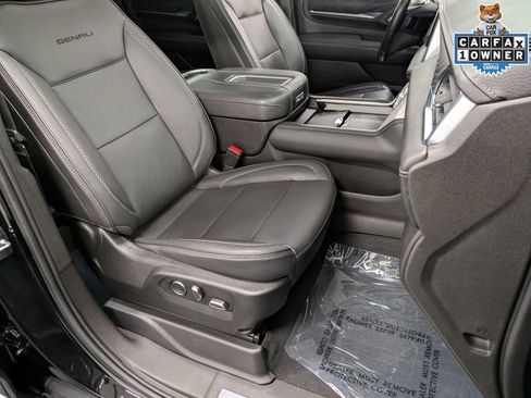Used 2021 GMC Yukon XL Denali w/ Denali Ultimate Package image 29