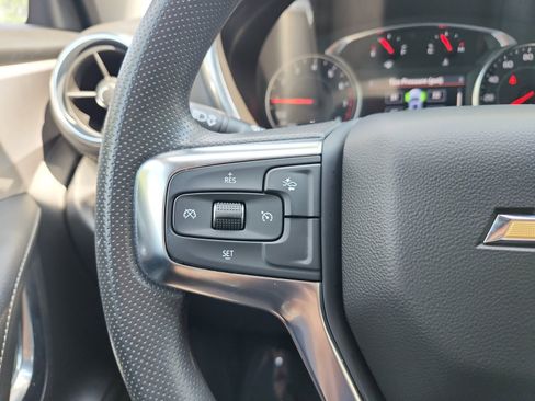 Used 2025 Chevrolet Blazer LT FWD image 25
