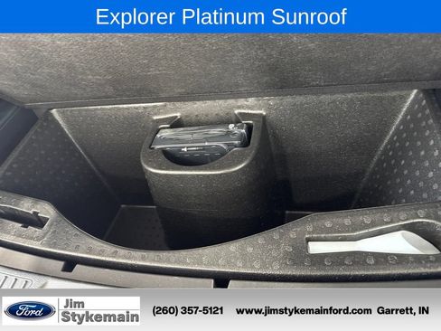 Used 2026 Ford Explorer Platinum AWD/4WD image 35