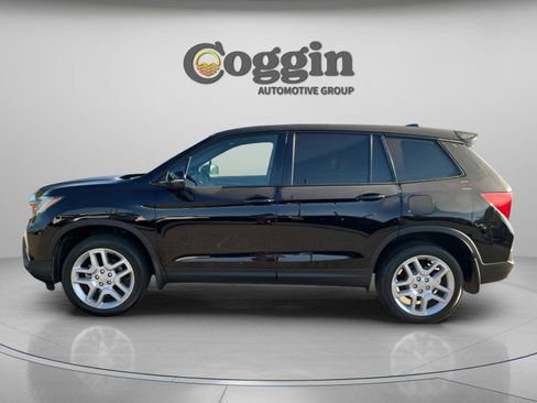 Used 2025 Honda Passport EX-L image 3