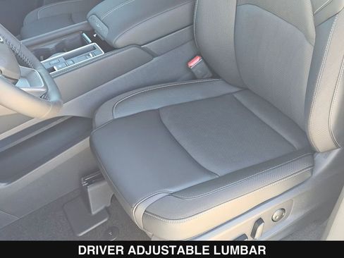 New 2026 Nissan Pathfinder SL FWD image 16