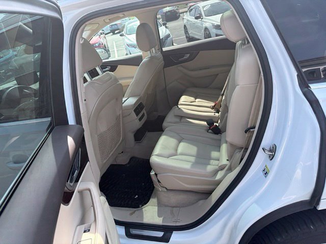 Used 2017 Audi Q7 3.0T Premium Plus AWD/4WD image 13