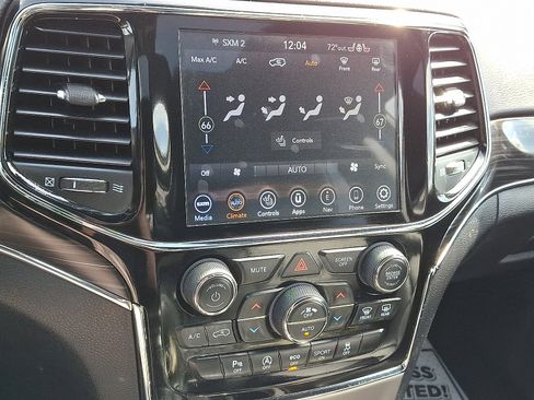 Certified 2020 Jeep Grand Cherokee Limited image 16