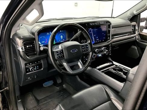 Used 2024 Ford F250 Lariat w/ Lariat Ultimate Package AWD/4WD image 15
