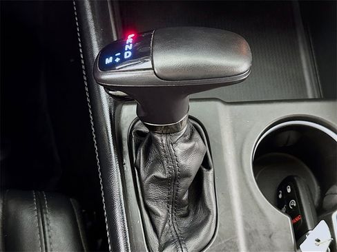 Used 2021 Dodge Durango GT image 17