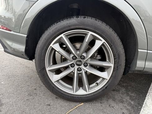 Used 2025 Audi Q3 2.0T Premium image 12