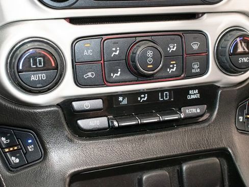 Used 2016 GMC Yukon SLT AWD/4WD image 34