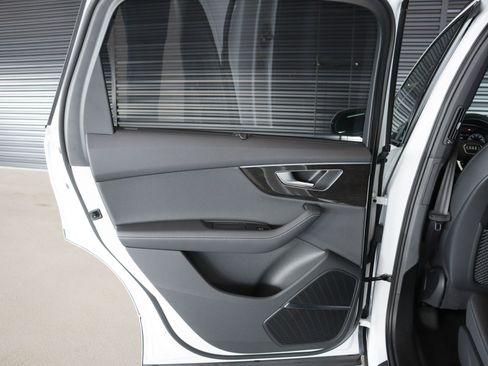 New 2026 Audi Q7 3.0T Premium Plus image 24