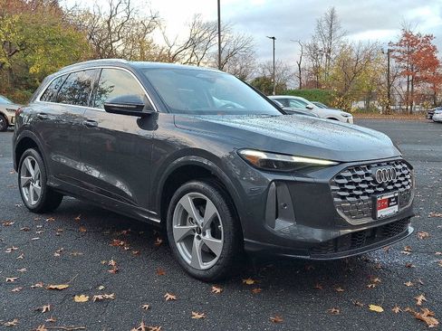 New 2025 Audi Q5 Premium Plus image 10