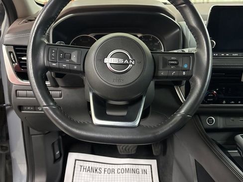 Used 2023 Nissan Rogue SL AWD/4WD image 11