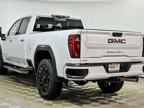 New 2026 GMC Sierra 2500 Denali w/ Denali Reserve Package image 4