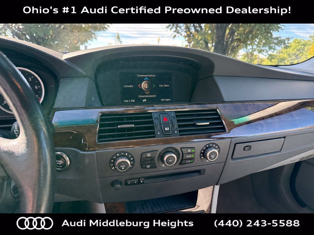 Used 2007 BMW 525xi Sedan AWD/4WD image 7