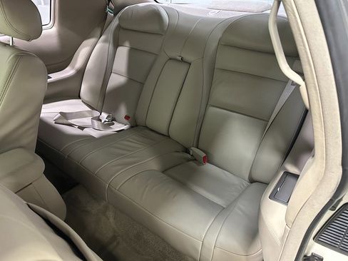 Used 2002 Cadillac Eldorado Touring w/ Preffered Equipment Group image 21