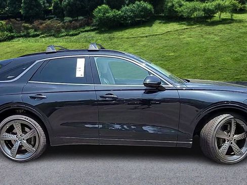 Certified 2025 Genesis GV70 3.5T Sport w/ Sport Prestige Package image 9