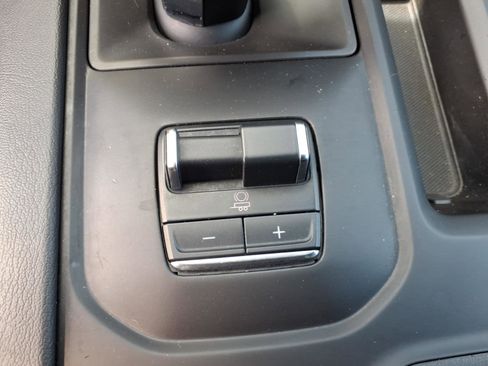 Used 2023 GMC Sierra 1500 Denali AWD/4WD image 31