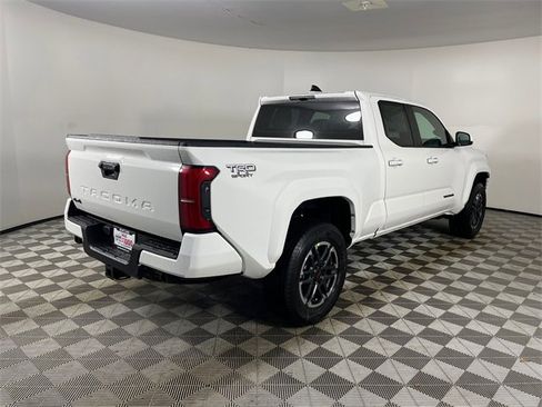 New 2025 Toyota Tacoma TRD Sport image 6