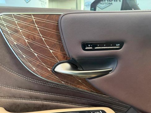 Used 2020 Lexus LS 500 AWD w/ Interior Upgrade Package image 11