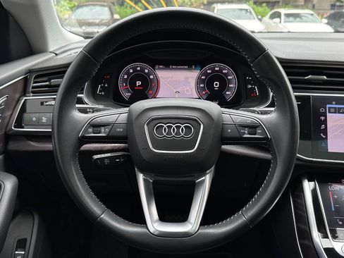 Used 2019 Audi Q8 Premium Plus w/ Premium Plus AWD/4WD image 17