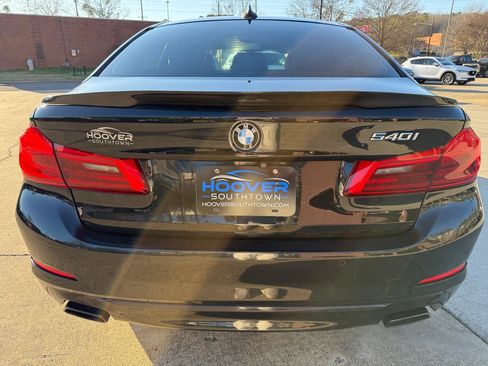 Used 2018 BMW 540i RWD image 4