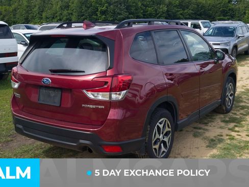 Used 2023 Subaru Forester Premium AWD/4WD image 4