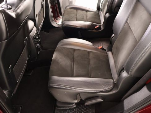 Used 2020 Dodge Durango GT image 12