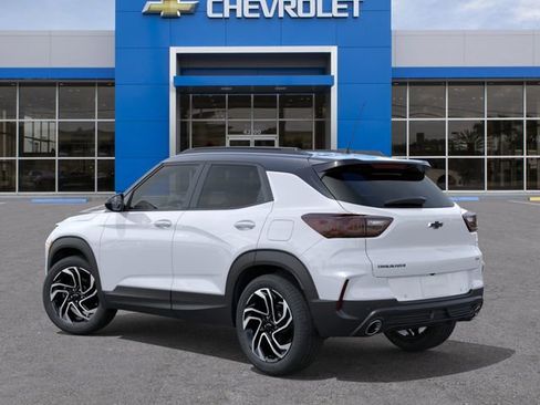 New 2026 Chevrolet TrailBlazer RS w/ Driver Confidence Package FWD image 3