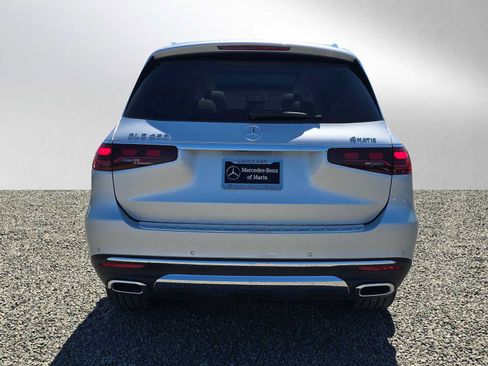 Used 2026 Mercedes-Benz GLS 450 4MATIC image 5