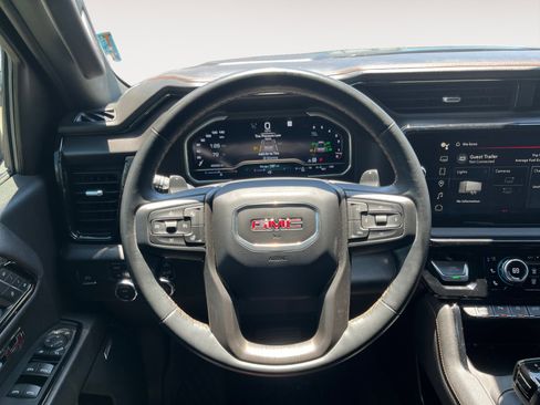 Used 2024 GMC Sierra 1500 AT4 w/ Technology Package AWD/4WD image 13