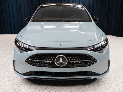 New 2027 Mercedes-Benz CLA 220 image 2
