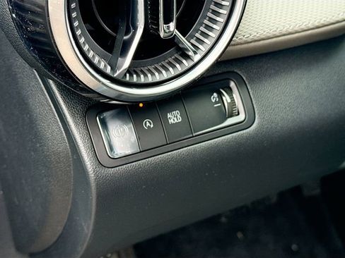 New 2026 Chevrolet Equinox LT w/ Convenience Package II image 11