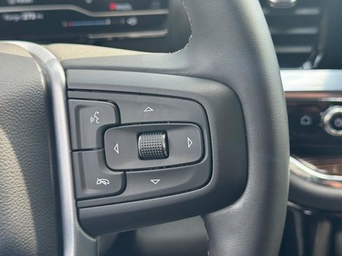 Used 2023 GMC Sierra 1500 Elevation image 24