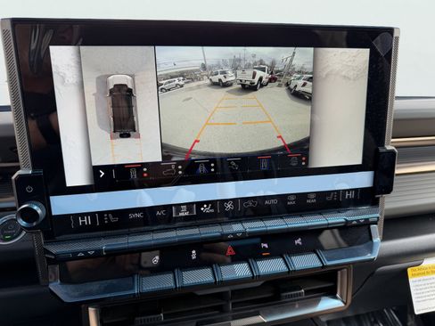 Used 2024 GMC Hummer EV 2X w/ LPO, Illumination Package image 14