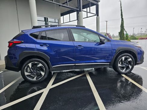 Used 2024 Subaru Crosstrek 2.5i Limited w/ Crosstrek Mirror Package AWD/4WD image 6