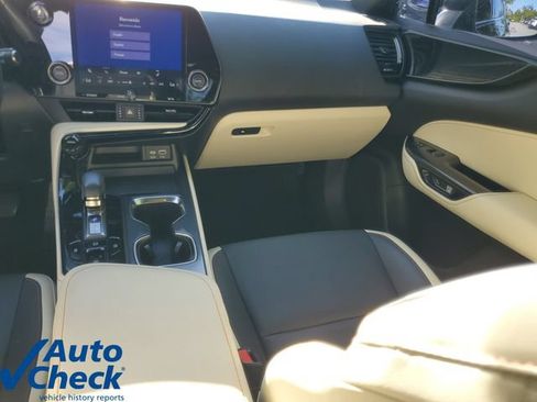 Used 2024 Lexus NX 250 FWD w/ Cold Area Package image 16