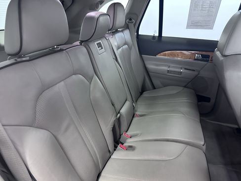 Used 2011 Lincoln MKX 2WD w/ 101A Rapid Spec Order Code image 38