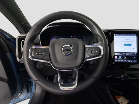 Certified 2023 Volvo C40 P8 Recharge Ultimate w/ Protection Package Premier AWD/4WD image 12