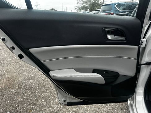 Used 2019 Acura ILX w/ Premium Package image 35