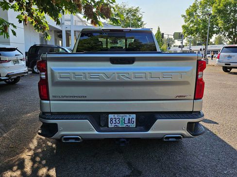 Used 2022 Chevrolet Silverado 1500 RST AWD/4WD image 4