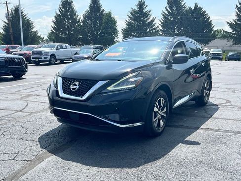 Used 2019 Nissan Murano S FWD image 2