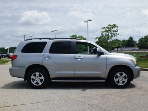 Used 2008 Toyota Sequoia SR5 AWD/4WD image 14