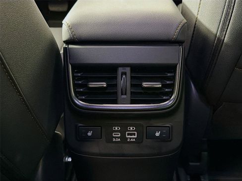Used 2025 Subaru Outback Wilderness image 27