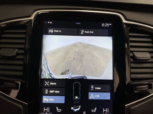 Used 2018 Volvo XC90 T6 Momentum w/ Convenience Package image 27