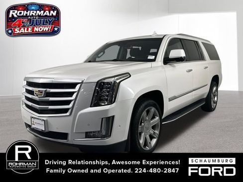 Used 2019 Cadillac Escalade ESV Luxury AWD/4WD image 1