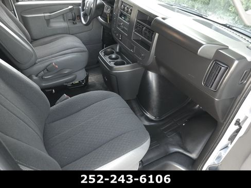 Used 2025 Chevrolet Express 2500 w/ Driver Convenience Package RWD image 29