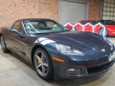 Used 2013 Chevrolet Corvette Coupe w/ 4LT Preferred Equipment Group RWD image 21