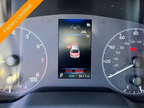Used 2025 Toyota Corolla LE image 18