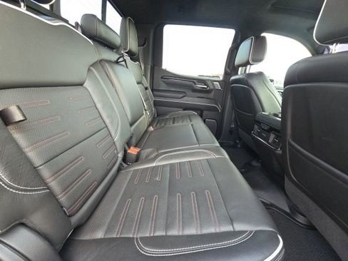 Used 2022 GMC Sierra 1500 AT4X image 14