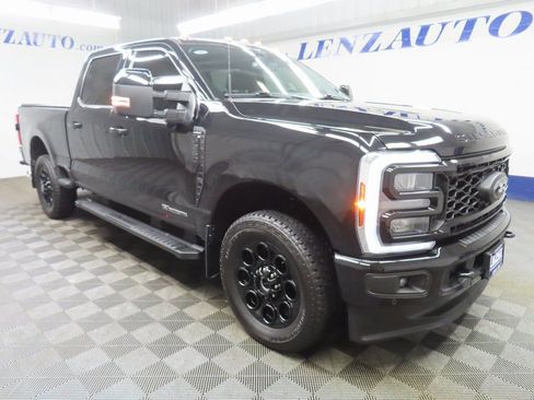 Used 2025 Ford F250 Lariat w/ Lariat Ultimate Package image 3