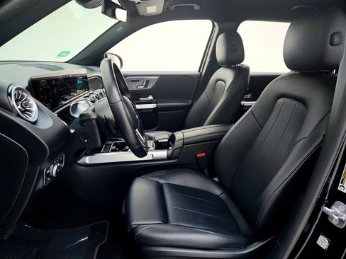 Certified 2023 Mercedes-Benz EQB 300 4MATIC image 12