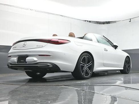 Used 2026 Mercedes-Benz CLE 300 4MATIC Cabriolet image 35